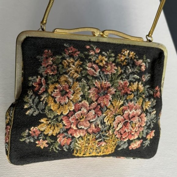 VTG. Early-Mid Century PETIT POINT EVENING BAG/CLUTCH Black/Florals, Gold Metal - Picture 2 of 7